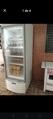 Freezer expositor Metal Frio 500 litros.