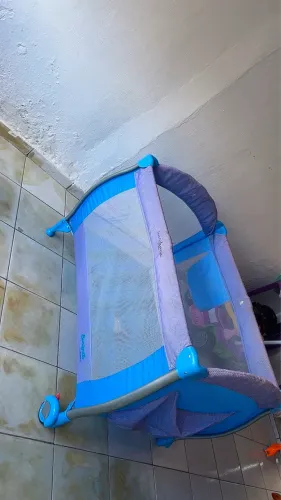 Berço cercadinho 