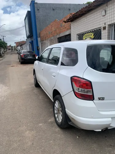Chevrolet Spin LT 1.8 8V Econo.flex 5P Aut. 2013