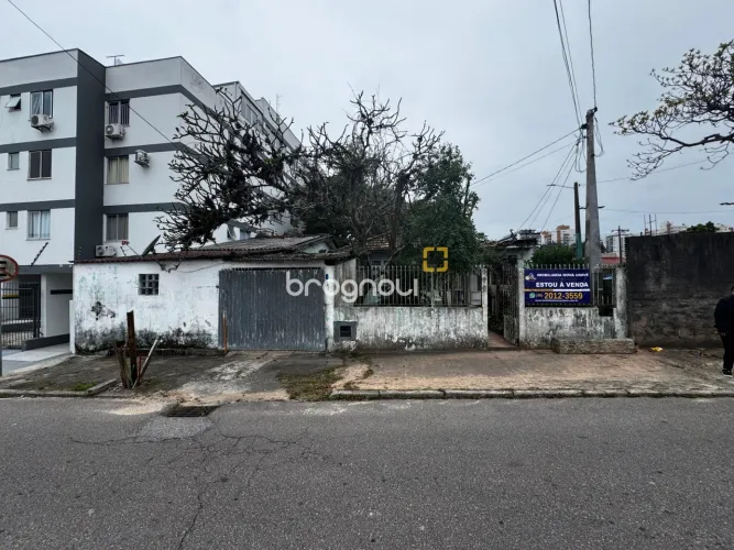 Terreno a venda de 630m² com Viabilidade Mista no Jardim Atlântico, Florianópolis-SC