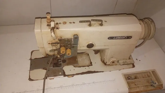 Maquina de costura