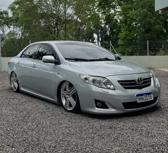 Toyota Corolla Altis 2.0 Flex 16V Aut. 2011