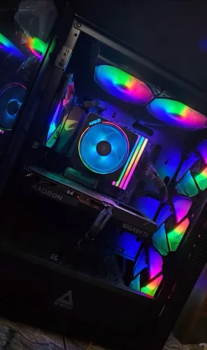 PC GAMER AORUS ELITE