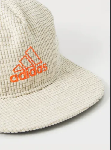 Boné adidas importado