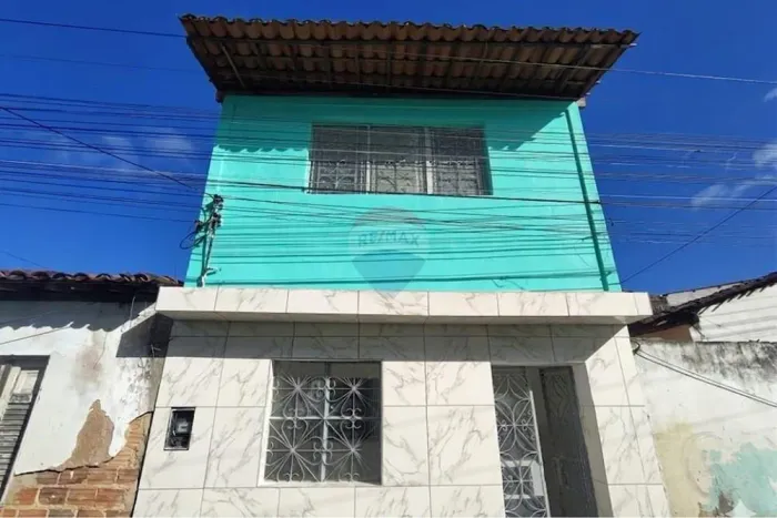 Casa com 3 Quartos à Venda em Vergel do Lago