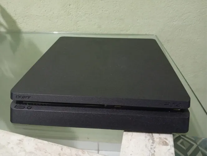 PlayStation 4 Slim 1Tb, Dois controles + jogos