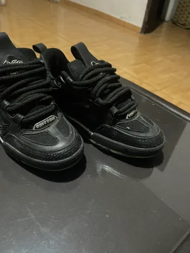 Tênis LV skate