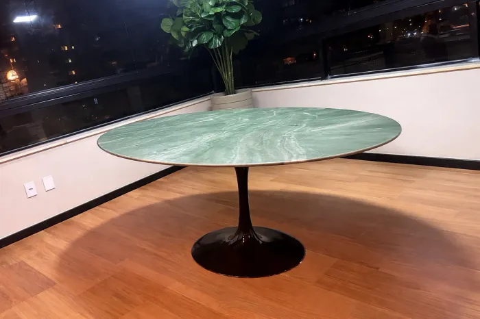 Mesa  Saarinen Mármore Natural Luxo