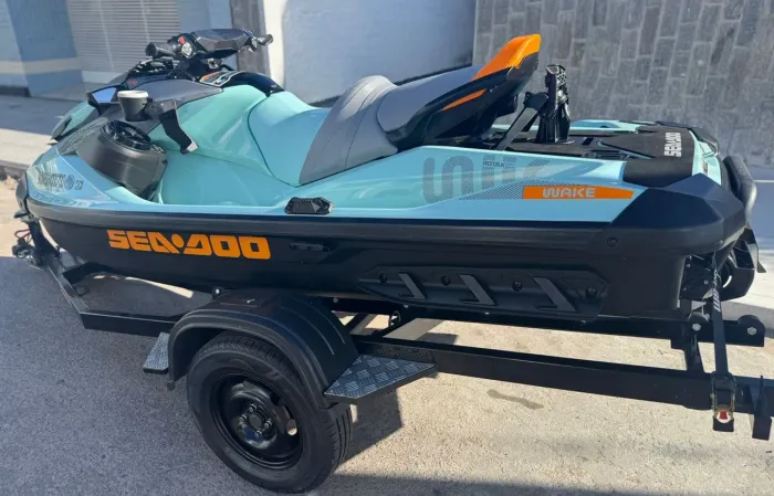 JET SEADOO WAKE 170 