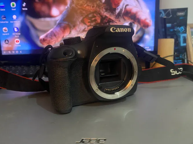 CANON T5