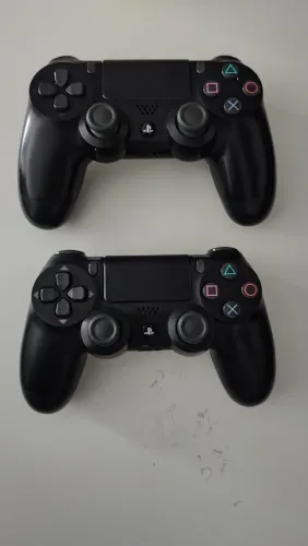 Vendo PS4 - Usado