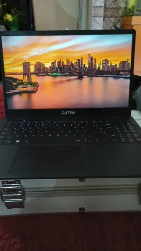 Vendo notebook rápido 