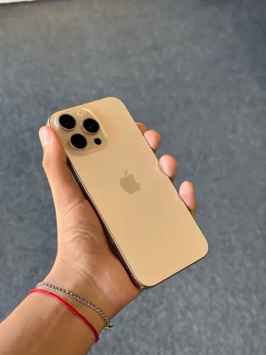 IPhone 16 pro max IMPECÁVEL