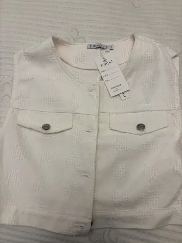 Conjunto de saia e colete 