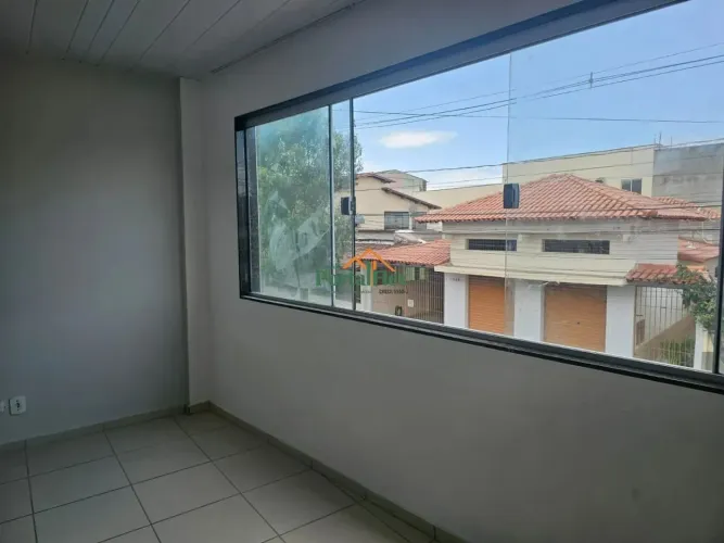 Sala à locação em Parque Residencial Laranjeiras - Serra/ES