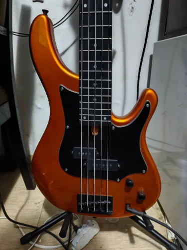 Baixo XB21 Precision captação Fender 5 Cordas