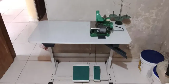 Máquina overlock
