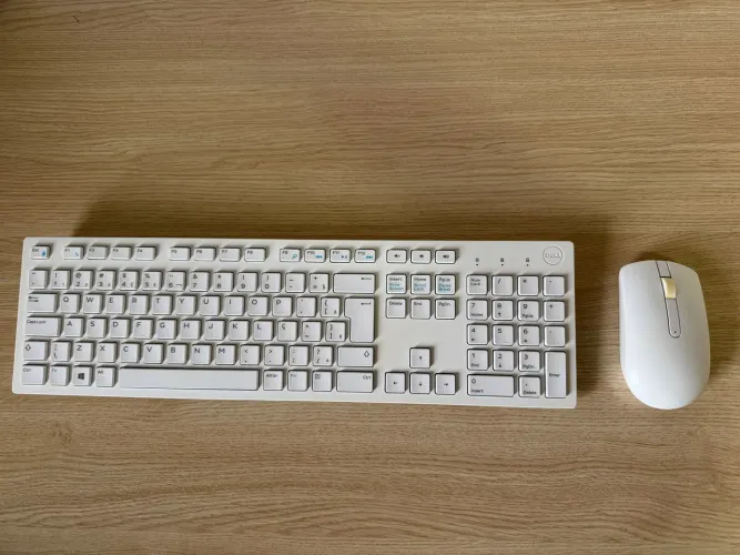 Combo mouse e teclado Dell branco