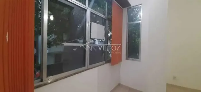Apartamento - / Residencial / Flamengo