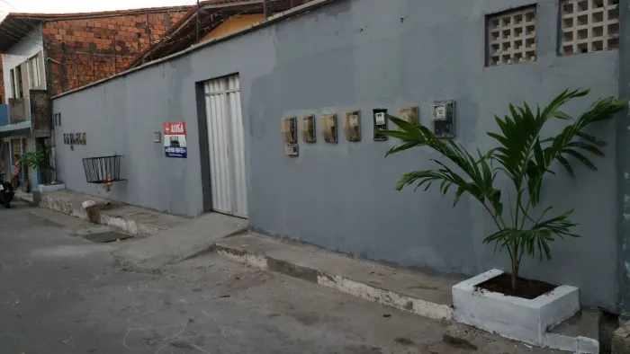 Aluga apto kitnat na Divineia Olho D água