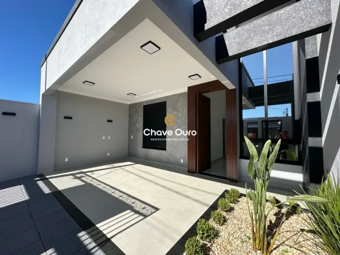 Casa no Vale Verde com suíte + 2 quartos R$ 800.000,00 - Cascavel/PR