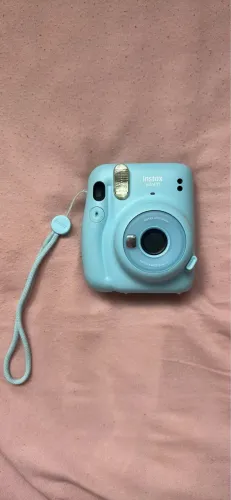 câmera Instax mini 11 azul