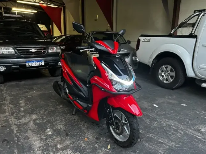 Yamaha Fluo 125 HIBRIDA