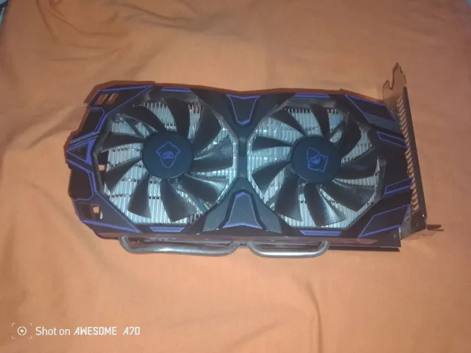 Vende se RX 580 8GB 