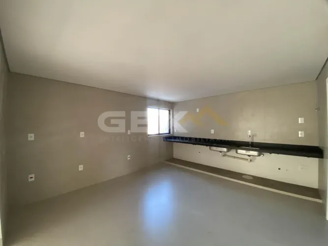 Apartamento à Venda com 03 Quartos no Centro de Divinópolis MG.