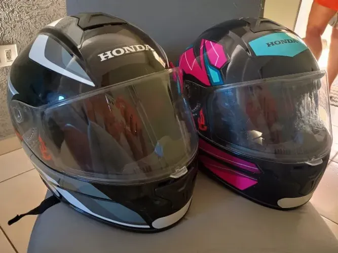 Kit 2 Capacetes Originais Honda - TAM 6
