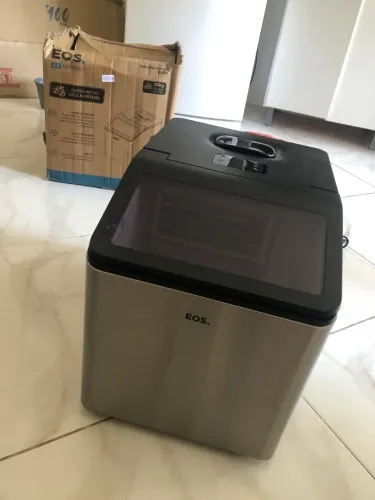 Máquina de gelo EOS 35kg