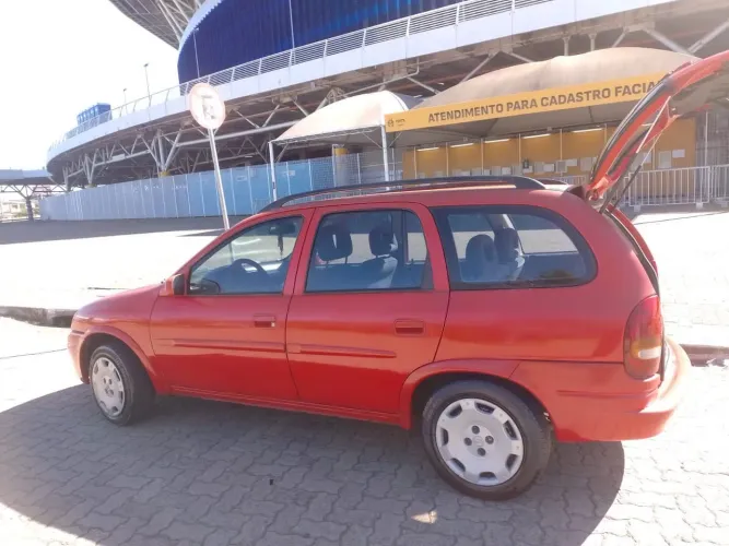 Chevrolet Corsa Wagon GLS 1.6 16V MPFI 4P 1999