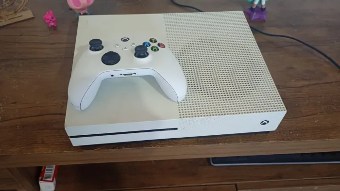 Video game XBOX ONE S