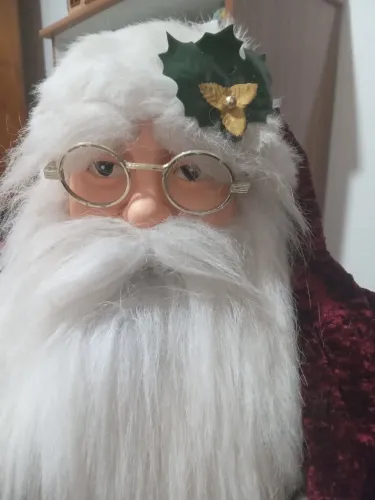 Papai Noel Animatrônico Grande e Retrátil