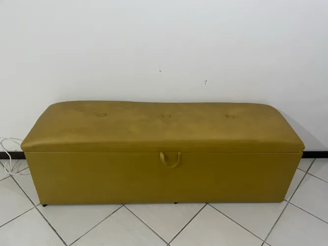 Recamier baú amarelo