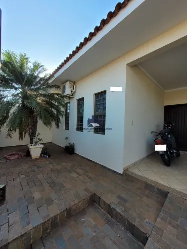 Casa à venda no bairro Jardim Marambáia - São José do Rio Preto/SP