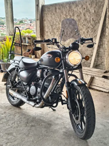 Royal Enfield Meteor 350 Stellar Black 22/23 único dono | 20 Mil Km | Revisada | R$ 21.000