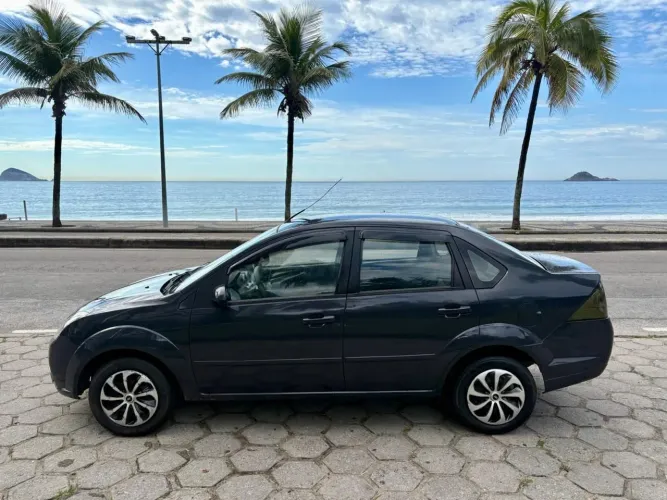 Ford Fiesta Sed. 1.6 8V Flex 4P 2009