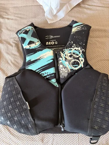 Colete salva vidas Xfloat Neo Top G