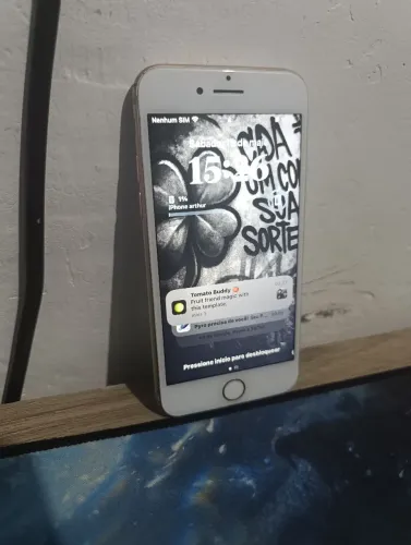 iPhone 8 