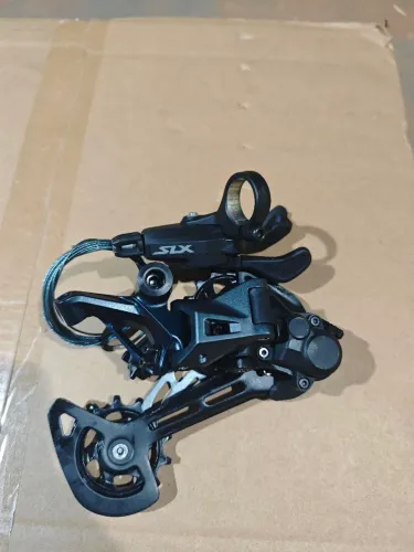 Câmbio e passador Shimano SLX M7100 12v