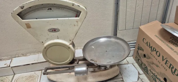 Vendo Balança JB 5 kg 