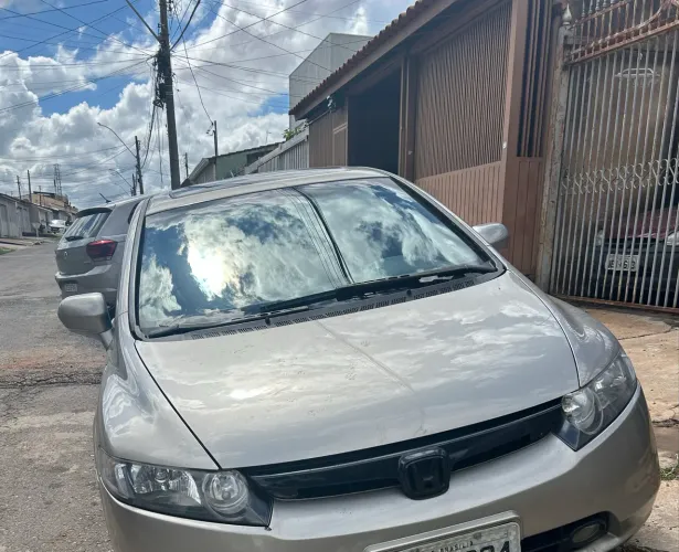 Honda civic 1.8 R$38.000,00