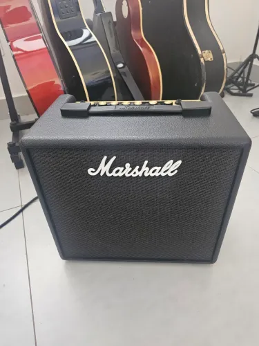 Amplificador Marshall Cod 25 + footswitch original