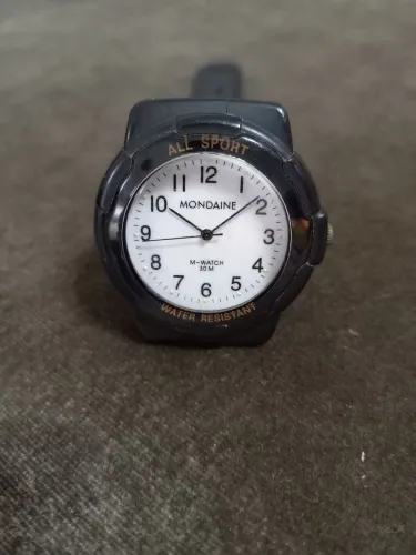 Relógio Mondaine M-WATCH 30 M Vintage anos 90 (com defeito)