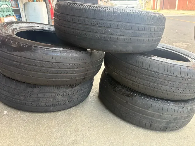 5 PNEUS 185/60 r15 original