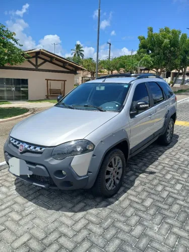 Fiat Palio Weekend Adventure Locker 1.8 Flex 2018