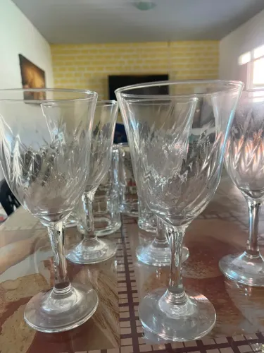Utensílios domésticos variados