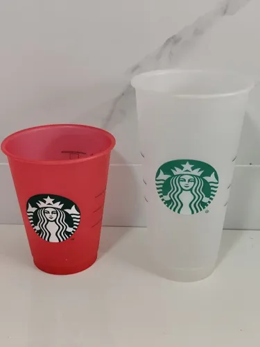 Kit 2 Copos Reutilizáveis, grande 710 ml e o pequeno 473 ml<br>Starbucks - Grande (710ml)