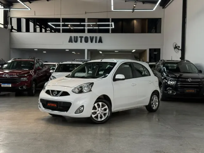 Nissan March SV 1.6 16V Flex Fuel 2015